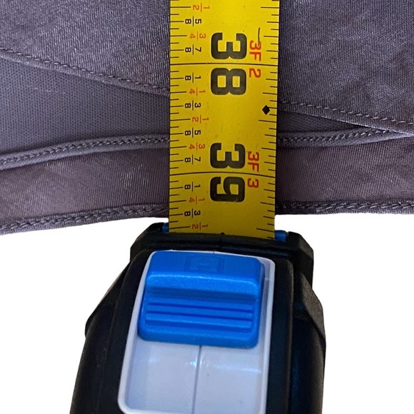 πͺ»HOST PICKπͺ» Adriana Papell Tiered Ruffle Evening Dress - Picture 11 of 14